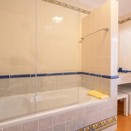 Gale Sunbeach Village - Jardins Da Gale Будинок відпочинку *